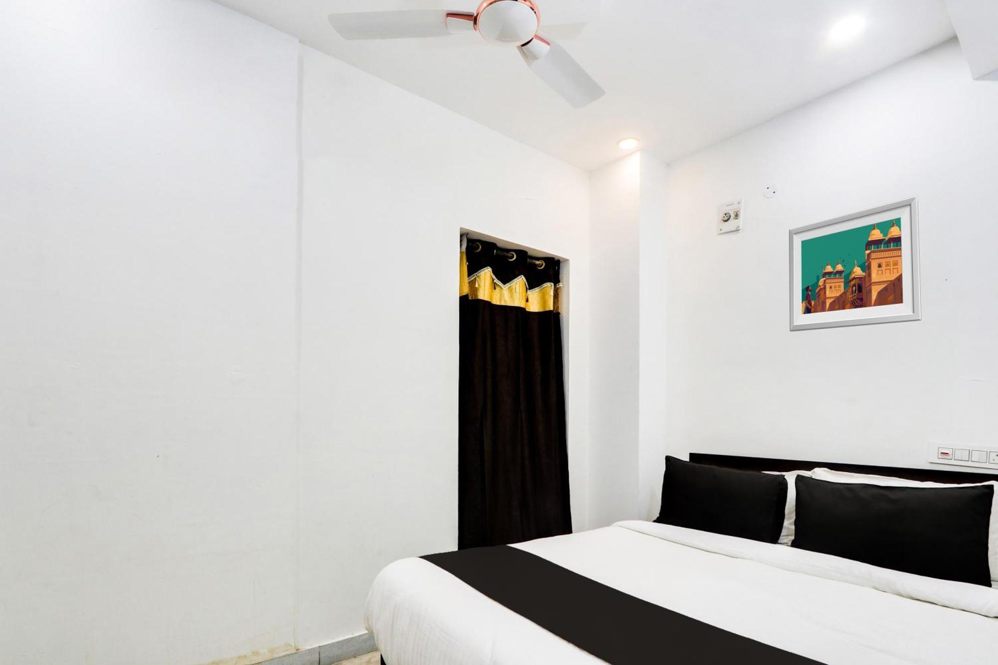 Hotel O City Inn Luxury Rooms Warangal Exteriör bild