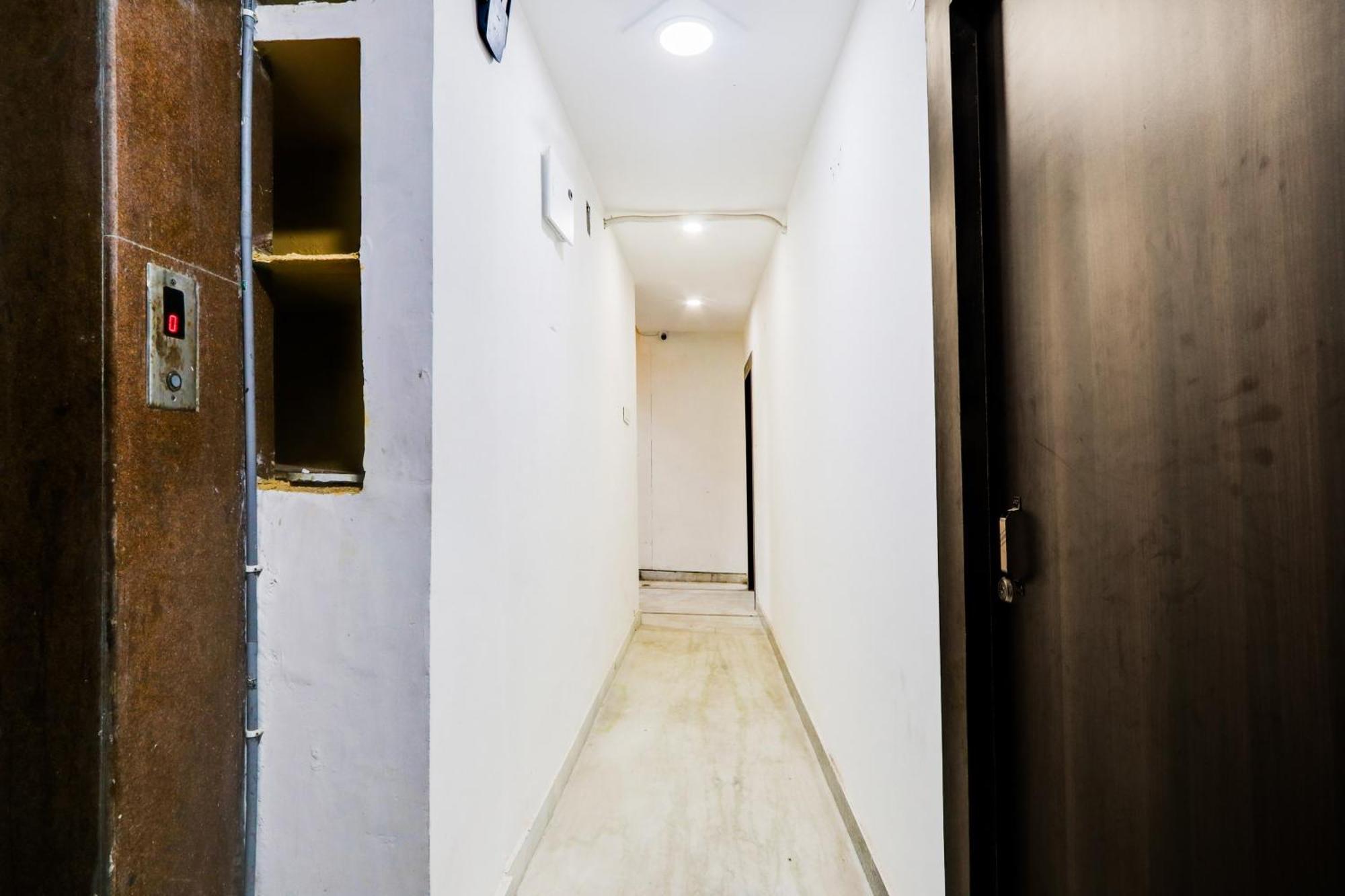 Hotel O City Inn Luxury Rooms Warangal Exteriör bild