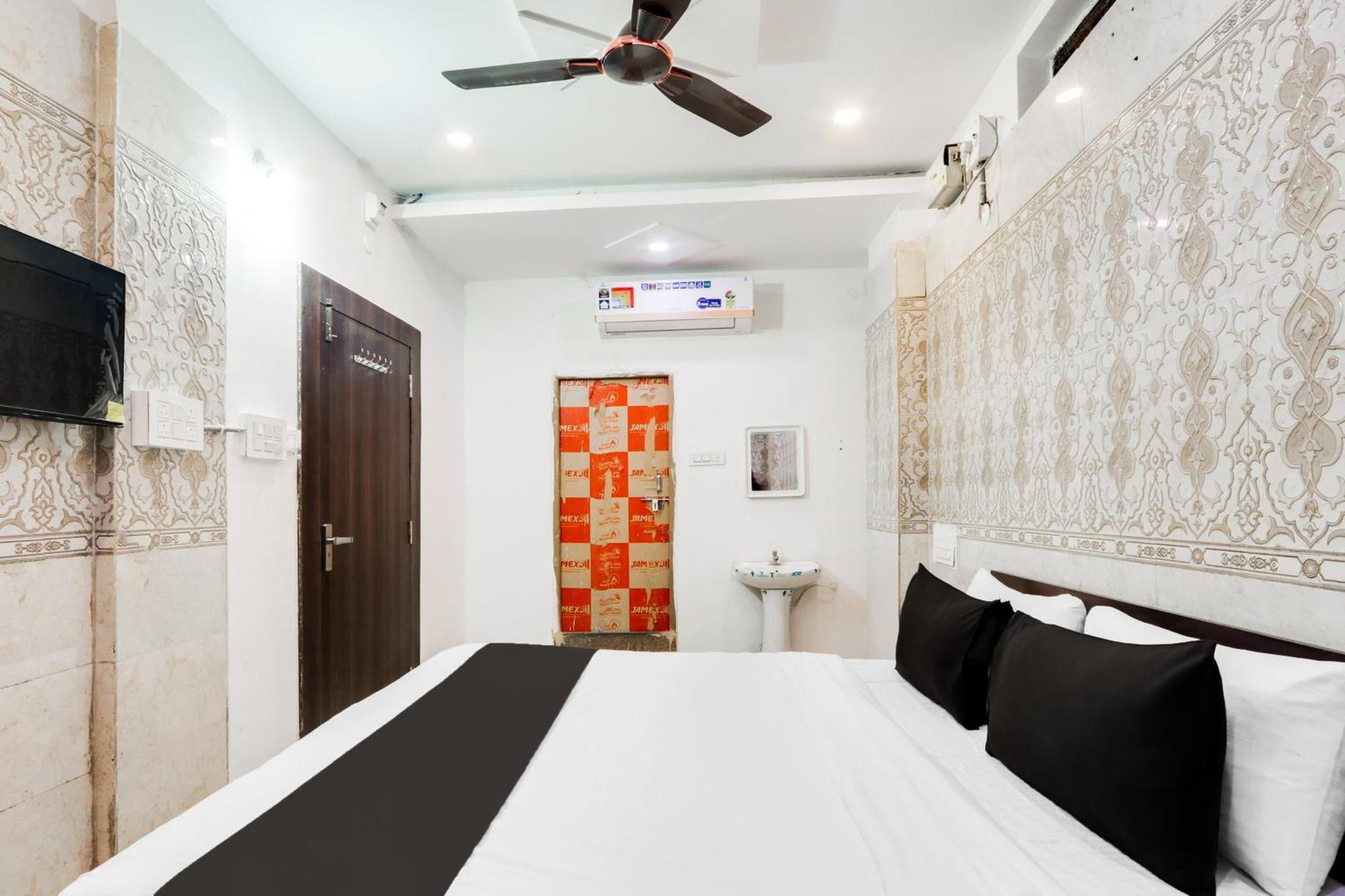 Hotel O City Inn Luxury Rooms Warangal Exteriör bild