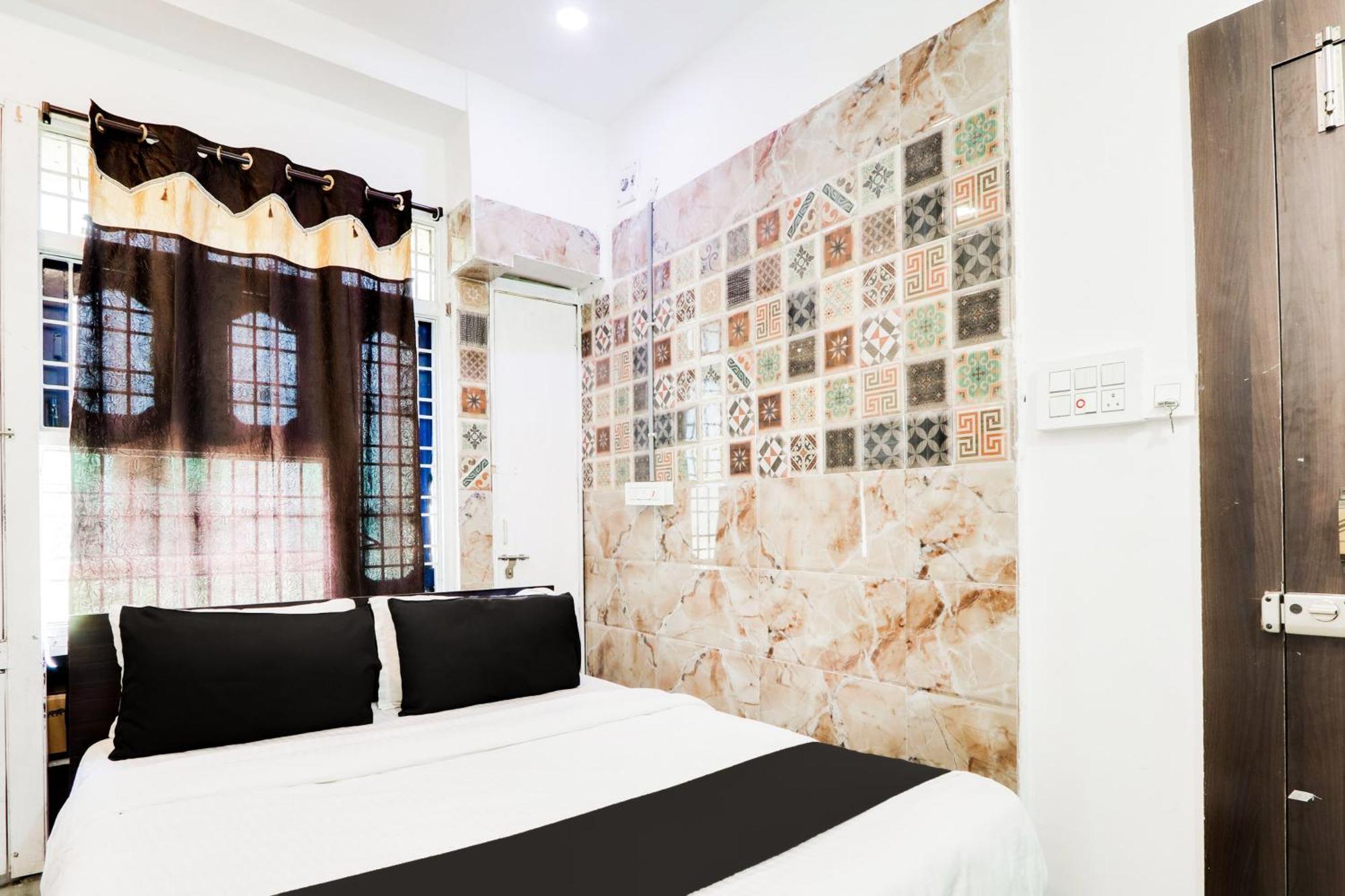 Hotel O City Inn Luxury Rooms Warangal Exteriör bild