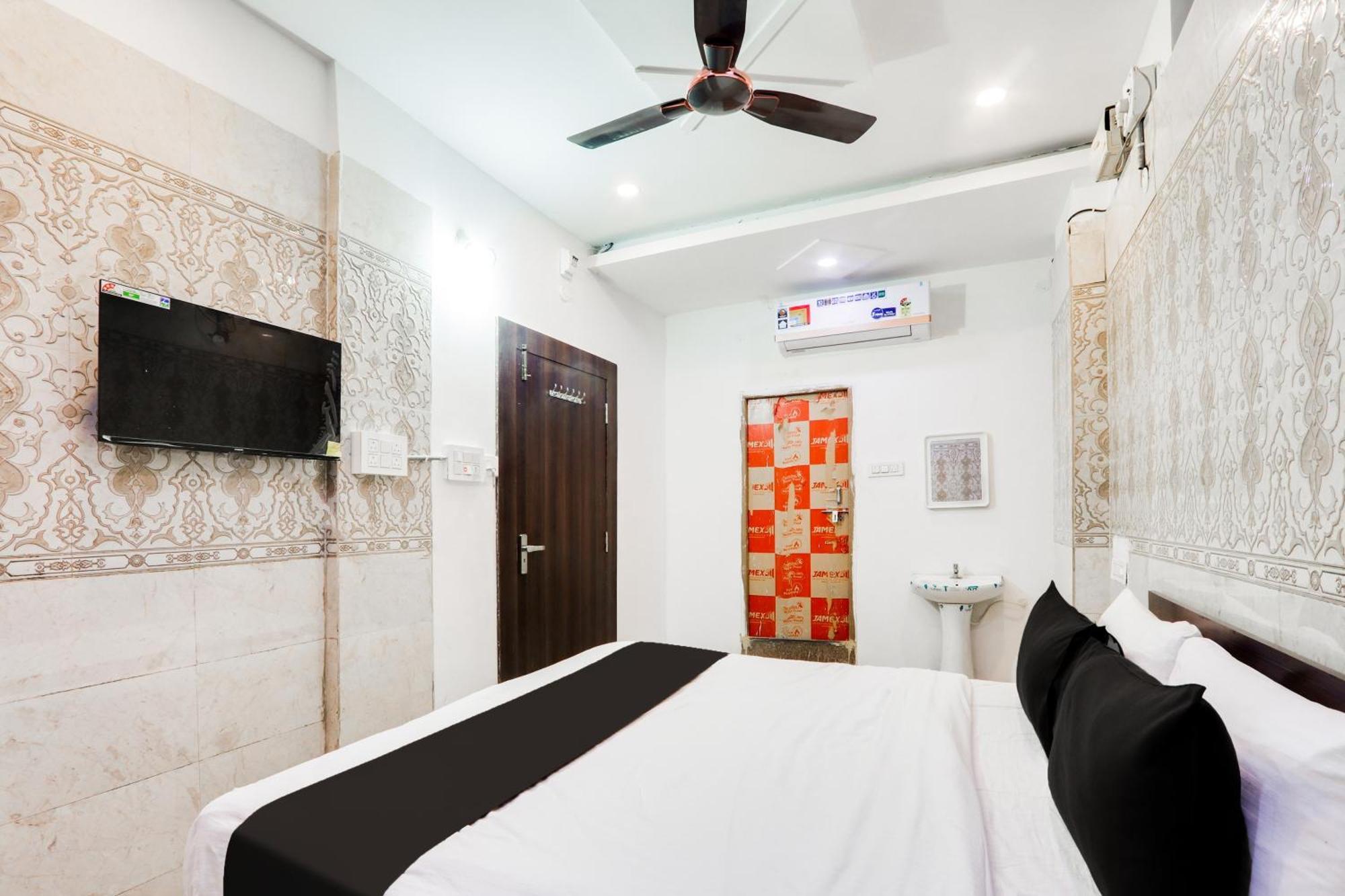 Hotel O City Inn Luxury Rooms Warangal Exteriör bild